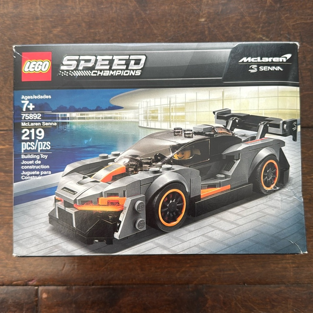 LEGO Speed Champions McLaren Senna 
75892